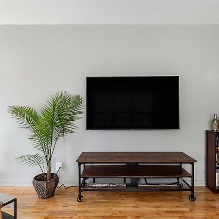 Trendy Castleberry Hill Condo- Walk To Mercedes Benz/ All Downtown Attractions Atlanta Exterior photo